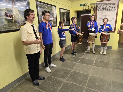 2025-09-23 11-35-49_1758609384420